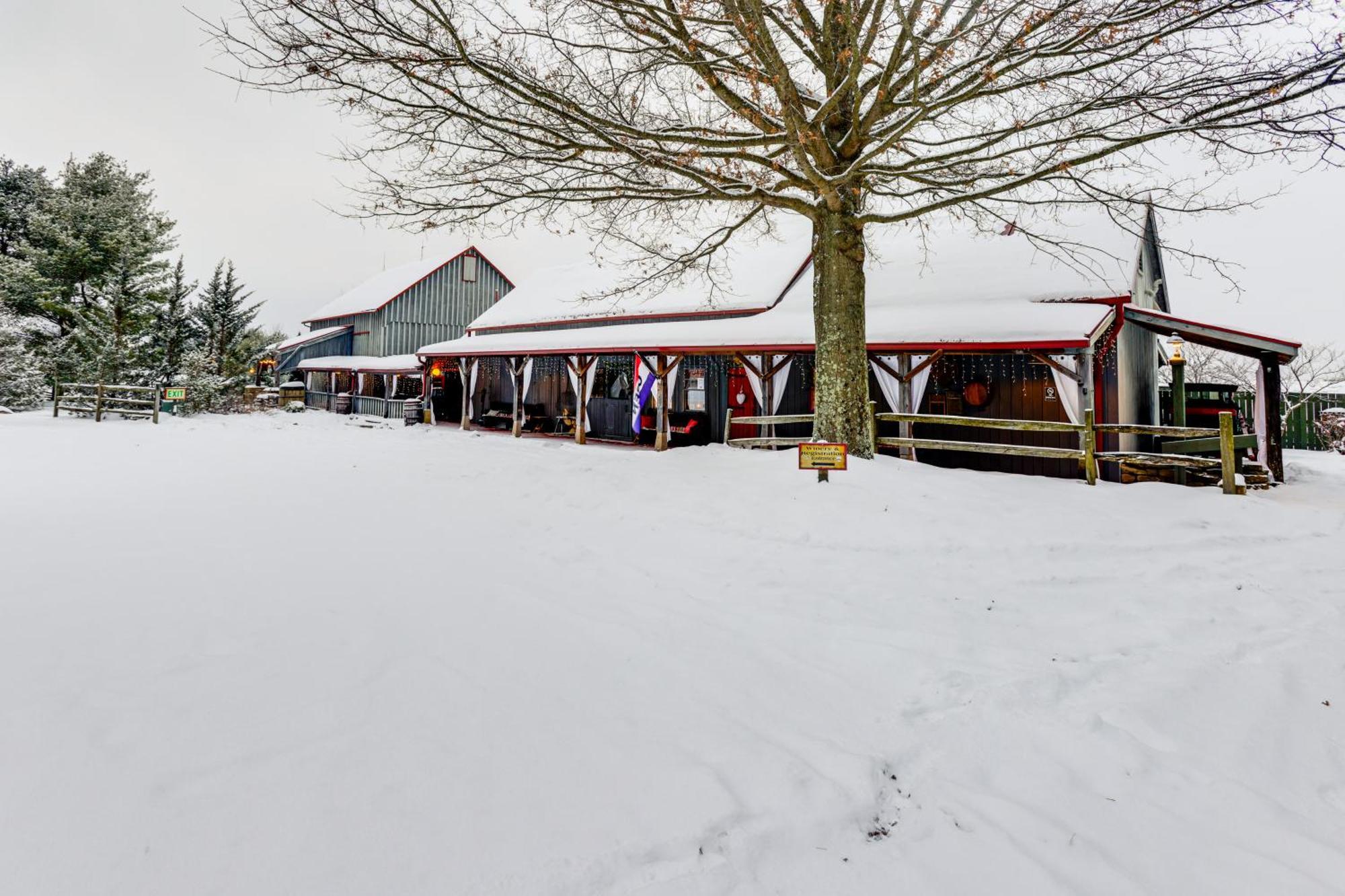 Wine Tasting And Trail Access Holiday home *