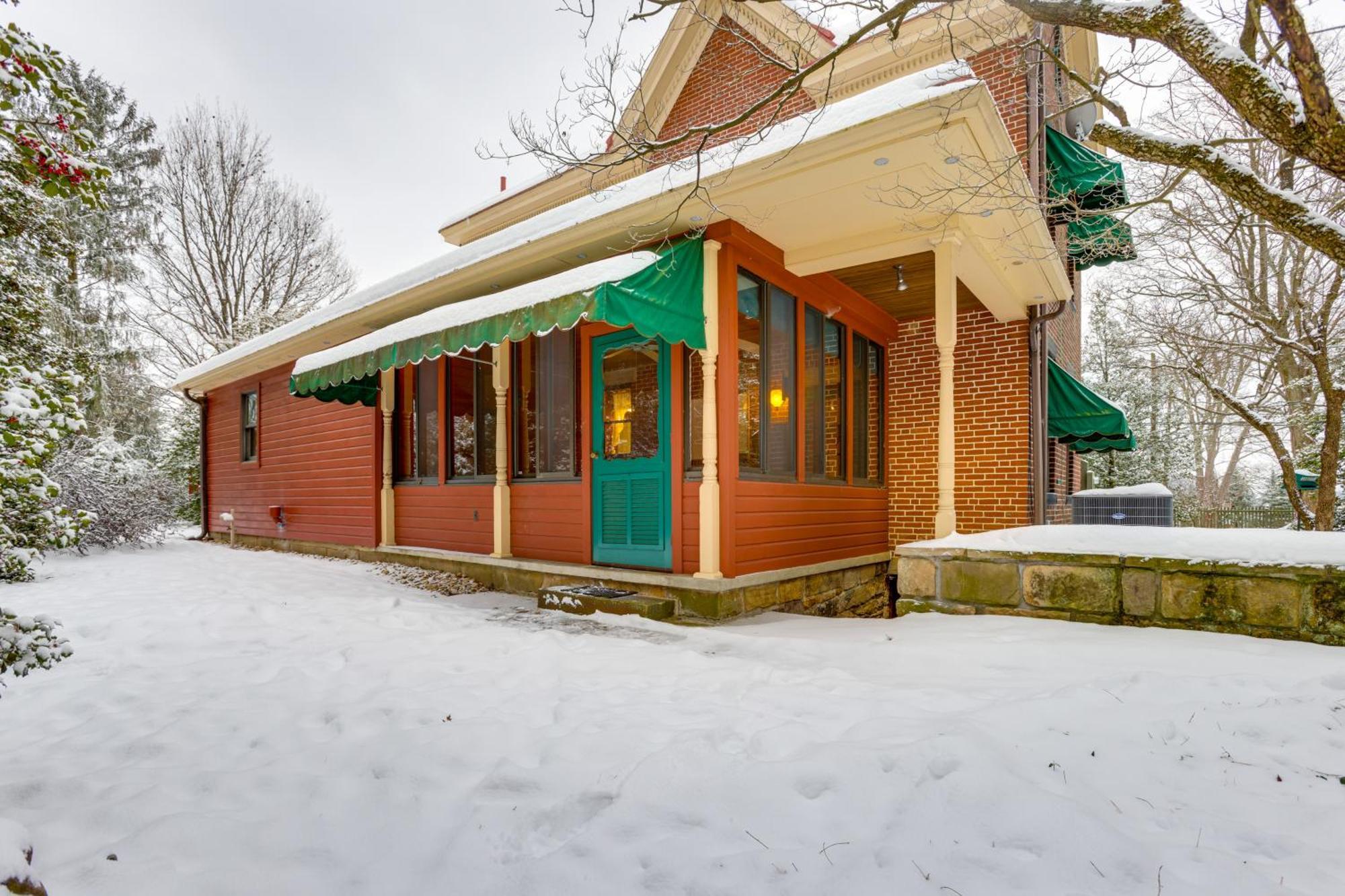 Wine Tasting And Trail Access Holiday home Uniontown